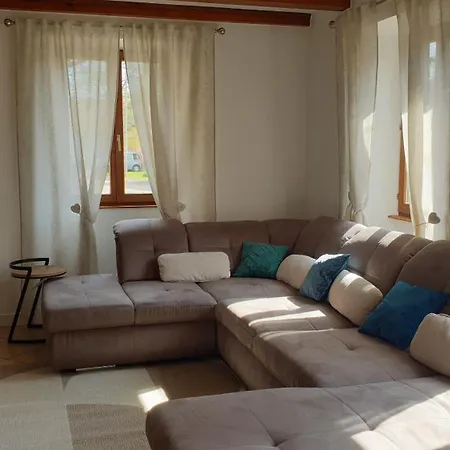 펜션 Au Gres Du Coeur